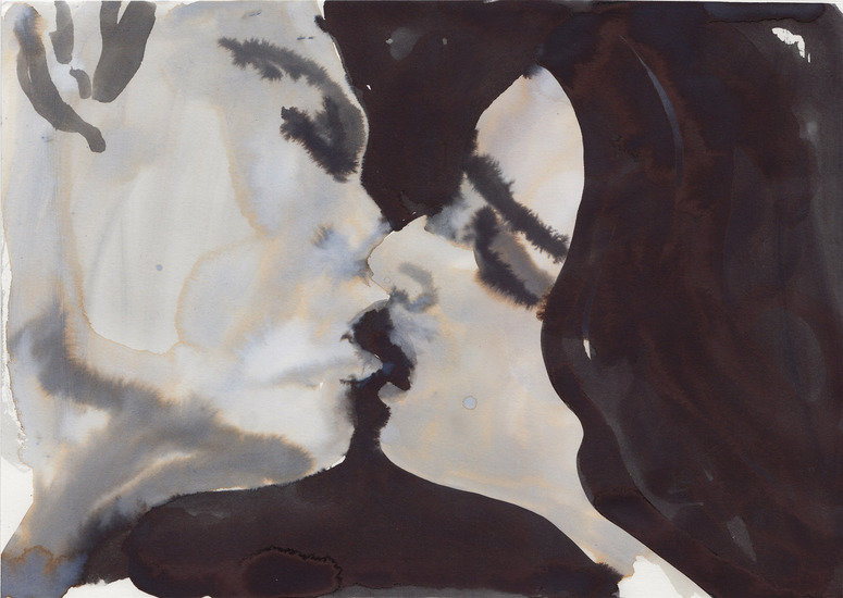 Gill button kiss01 775 xxx q85